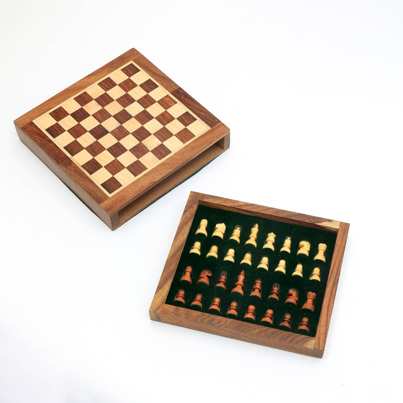 Jeu d'échecs en bois