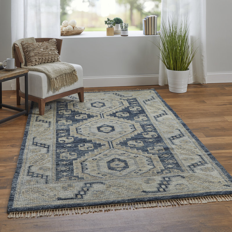 Nanayaw Hand Knotted Wool Geometric Area Rug, Rectangle 2' x 3'