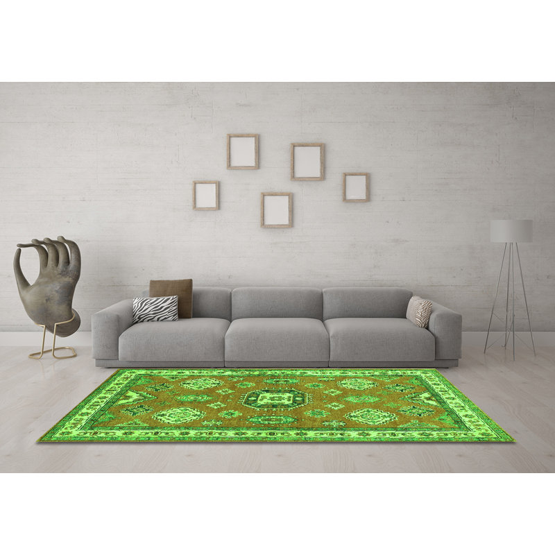 Performance Oriental Indoor Rug, Square 5'