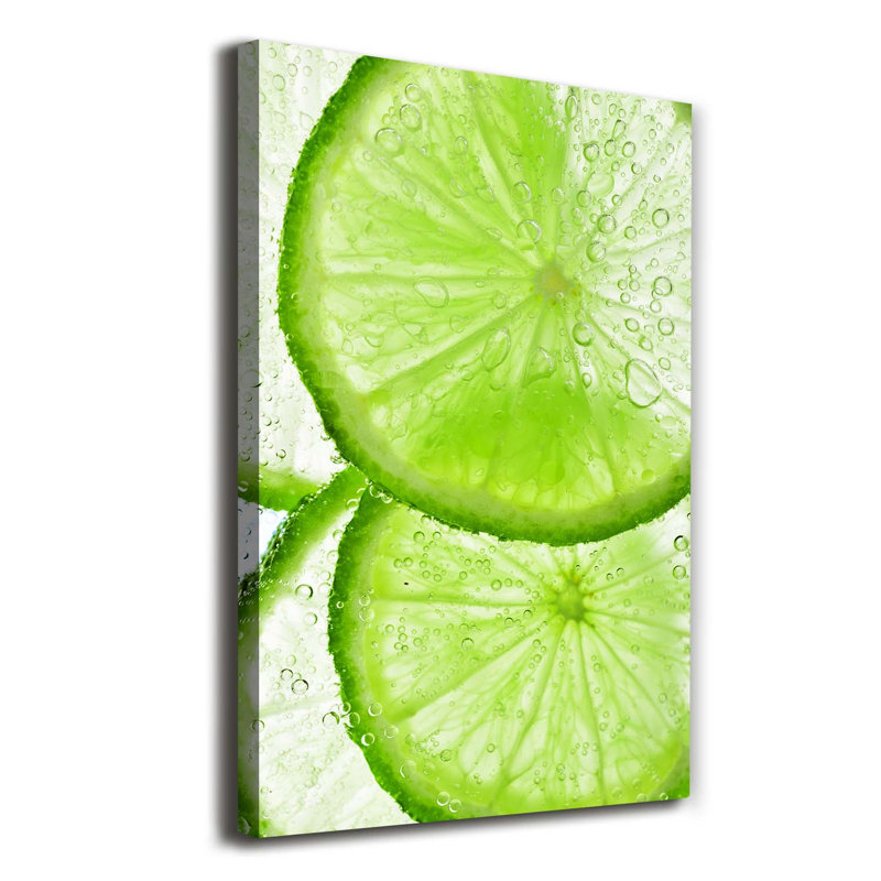 Limonka Under Water - Wrapped Canvas Print