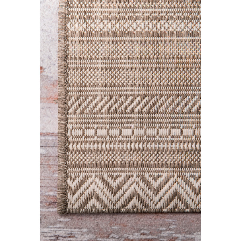 Laguna Hills Indoor / Outdoor Rug, Rectangle 5'3" x 7'6"