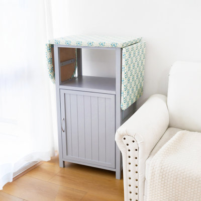 Planche à repasser avec armoire de rangement