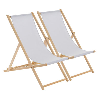 Harbour Housewares - Traditional Wooden Deck Chairs - Set of 2