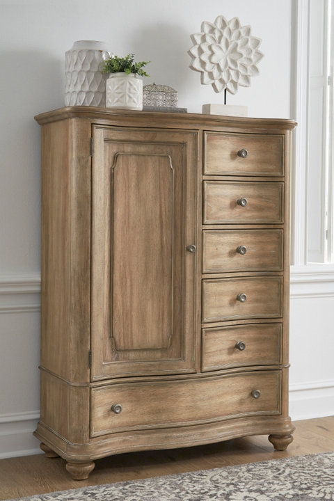 Dressers, Chests, & Nightstands