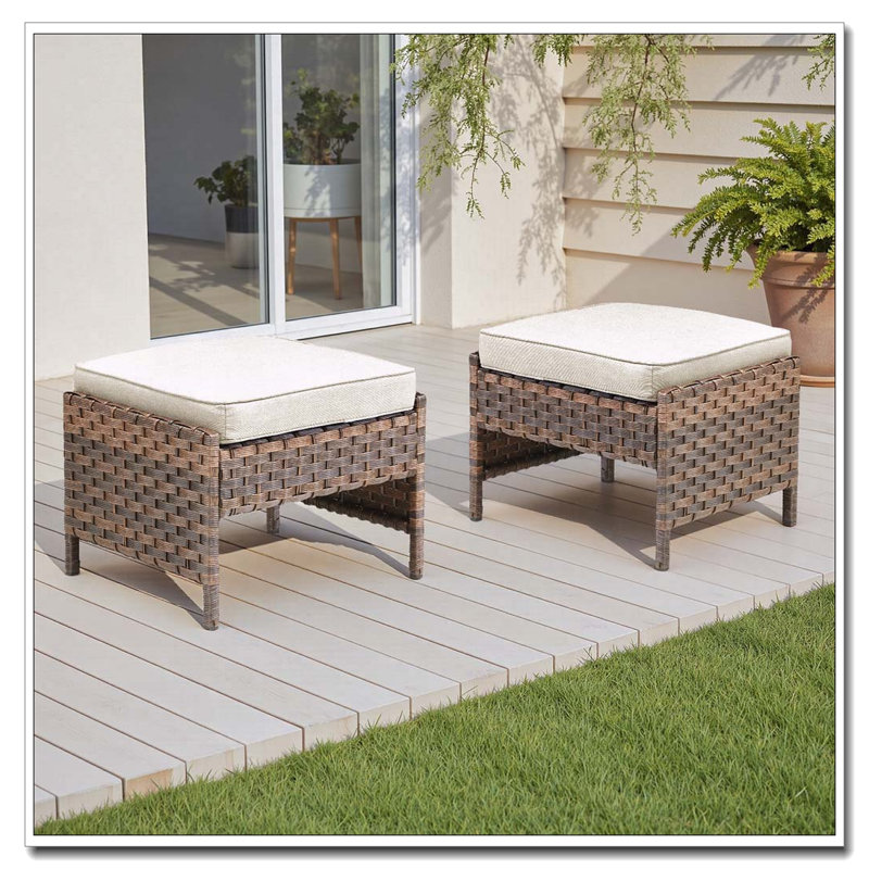 Ensemble de 2 repose-pieds d'extérieur en osier avec coussins moelleux, Beige