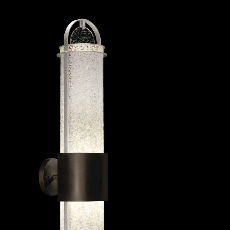 Bond LED Wallchiere, White, Black/Silver