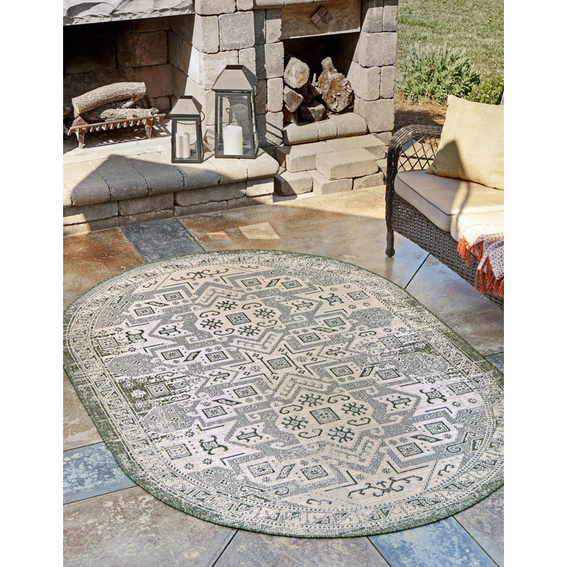 Tapis d'extérieur Chand, Ovale 3 pi 3 po x 5 pi 3 po