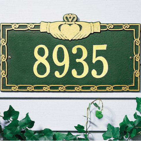Plaque d'adresse murale 1 ligne Claddagh, Oui, Noir et or