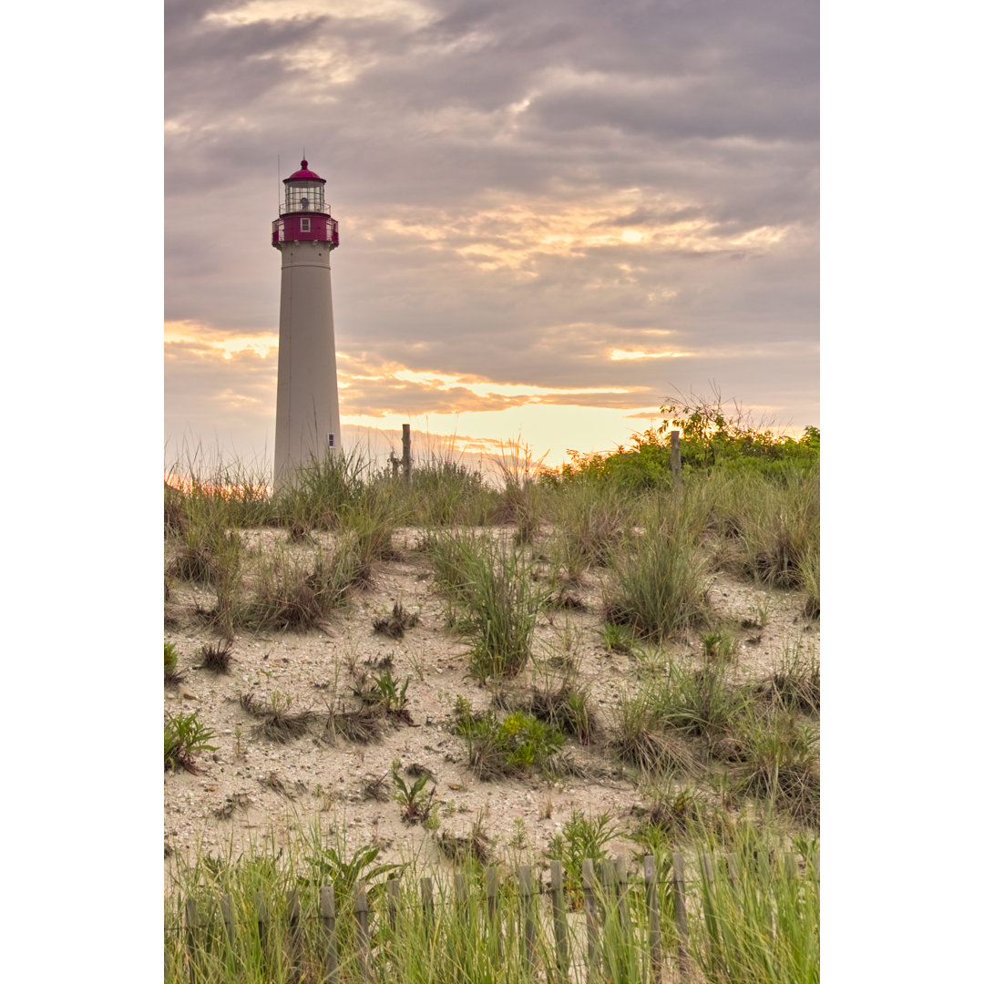 Light House von Pkujiahe - Druck auf Leinwand ohne Rahmen