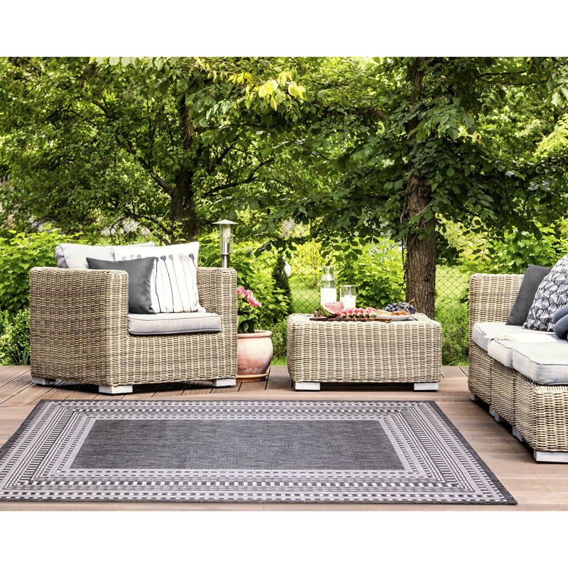 Trei Striped Indoor / Outdoor Rug, Rectangle 7'10" x 9'10"