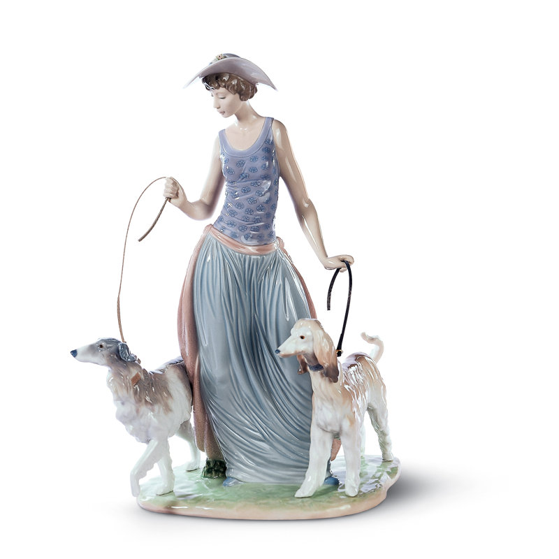 Figurine élégante femme Promenade