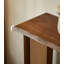 Table d'entrée minimaliste tissée avec profil étroit