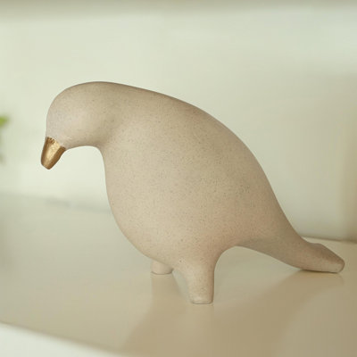 Figurines & Sculptures