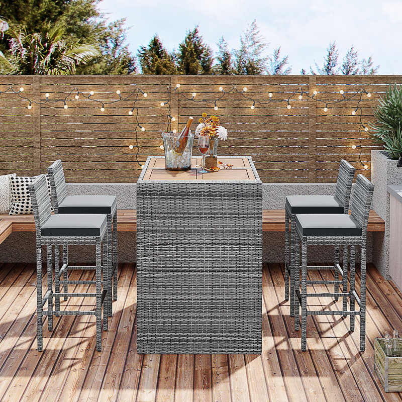 GO 5-Pieces Outdoor Patio Wicker Bar Set