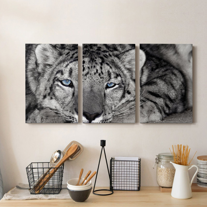 Snow Leopard Sanctuary - Toile tendue avec châssis de qualité supérieure - Prêt à être accroché, H 27 po x l 54 po x P 1 po