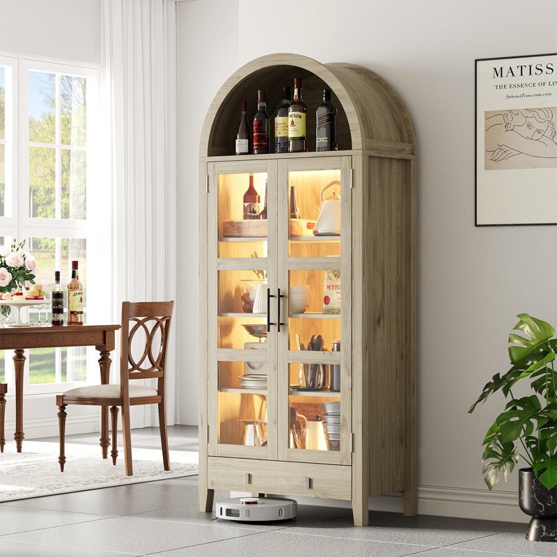 Grand garde-manger arqué, organisateur de rangement de style campagne moderne avec lumières DEL, porte en verre et tablettes réglables pour la salle à manger