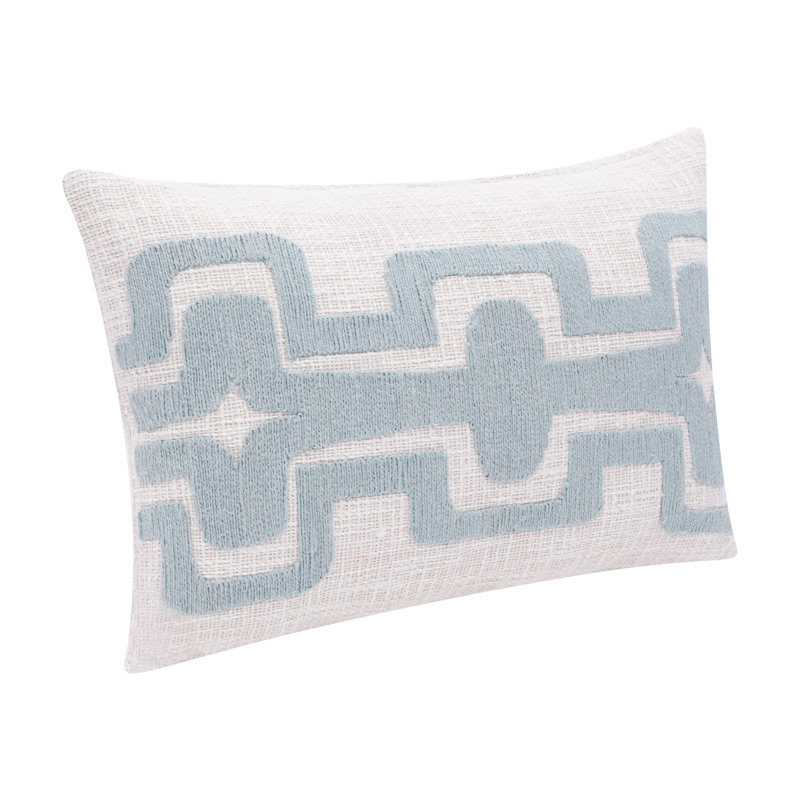 Coussin décoratif géométrique fait main en mélange de laine et coton, Rectangle H 16 po x l 24 po, Bleu océan / ivoire