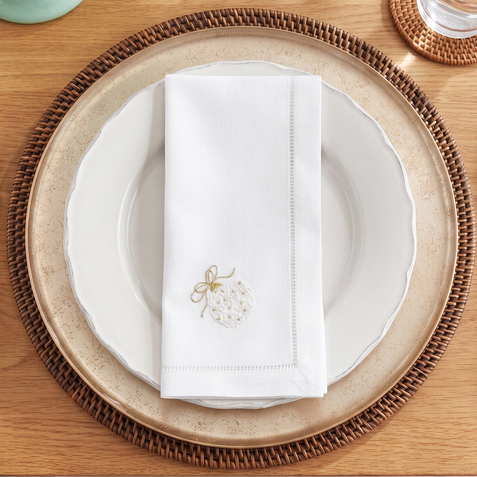 The Broderie Collection The Broderie Cotton Napkin