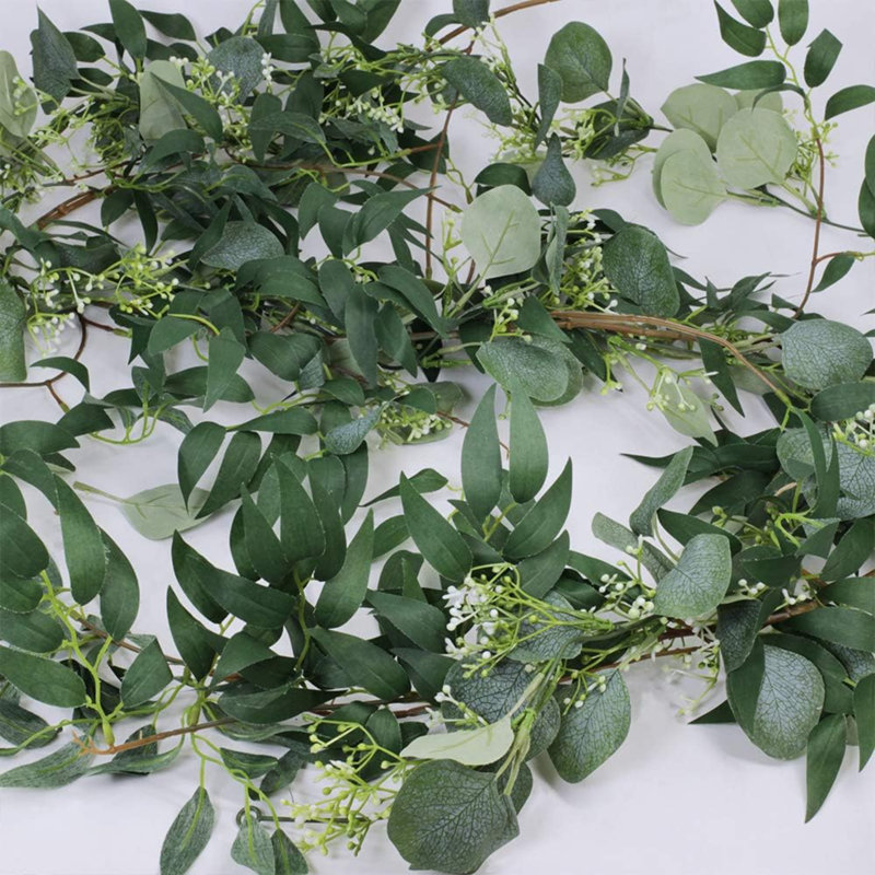 Guirlande Eucalyptus et brindilles artificielles, H 10,31 po x P 3,82 po x L 12,05 po