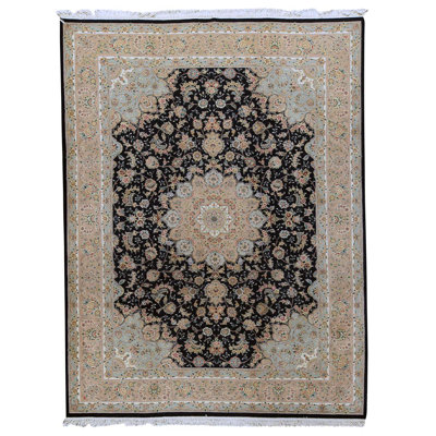 Hand Woven Wool Oriental Area Rug