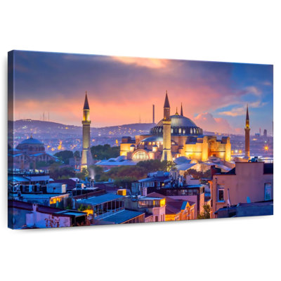 Ravi Hagia Sophia In The Distance