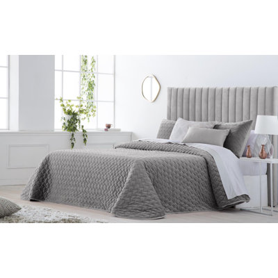 Solid Colour Bedding