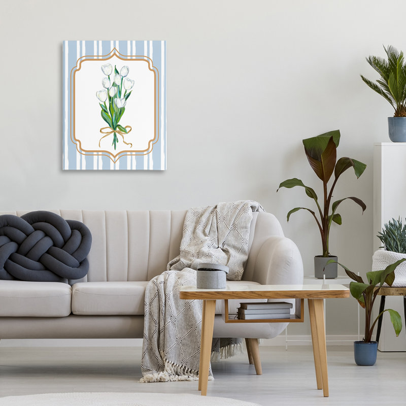 Bouquet de tulipes blanches et toile à rayures, design par Adonna Ebrahimi, H 20 po x l 16 po