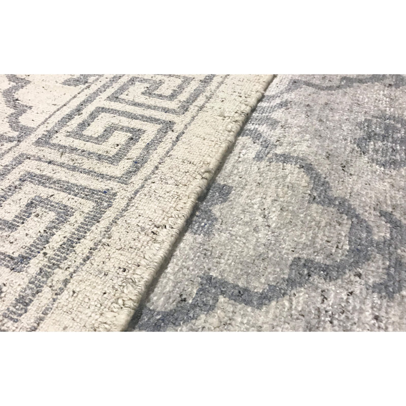 Neo Villa Southwestern Area Rug in Silver, Rectangle 8'11" x 12'