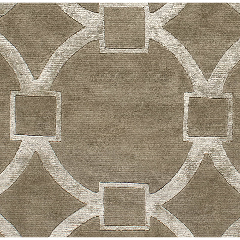 Geometric Area Rug in Brown/Silver, Rectangle 8' x 10'