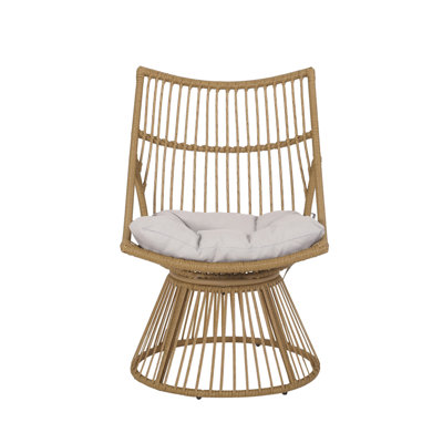 CHAISE ELAINE