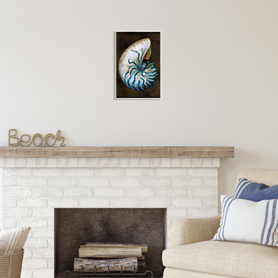 Nautilus foncé foncé par Caroline Kelly