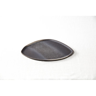 Cloud Terre Iceland  Stoneware, 13 x 9" Triangle Platter, Terra Rosa