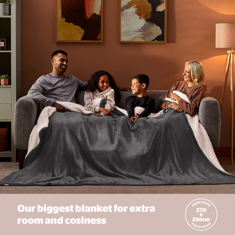 Silentnight Snugsie Giant Throw- Cosy Sherpa Lined - Non Heated Blanket, Grey, 230cm W x 270cm L