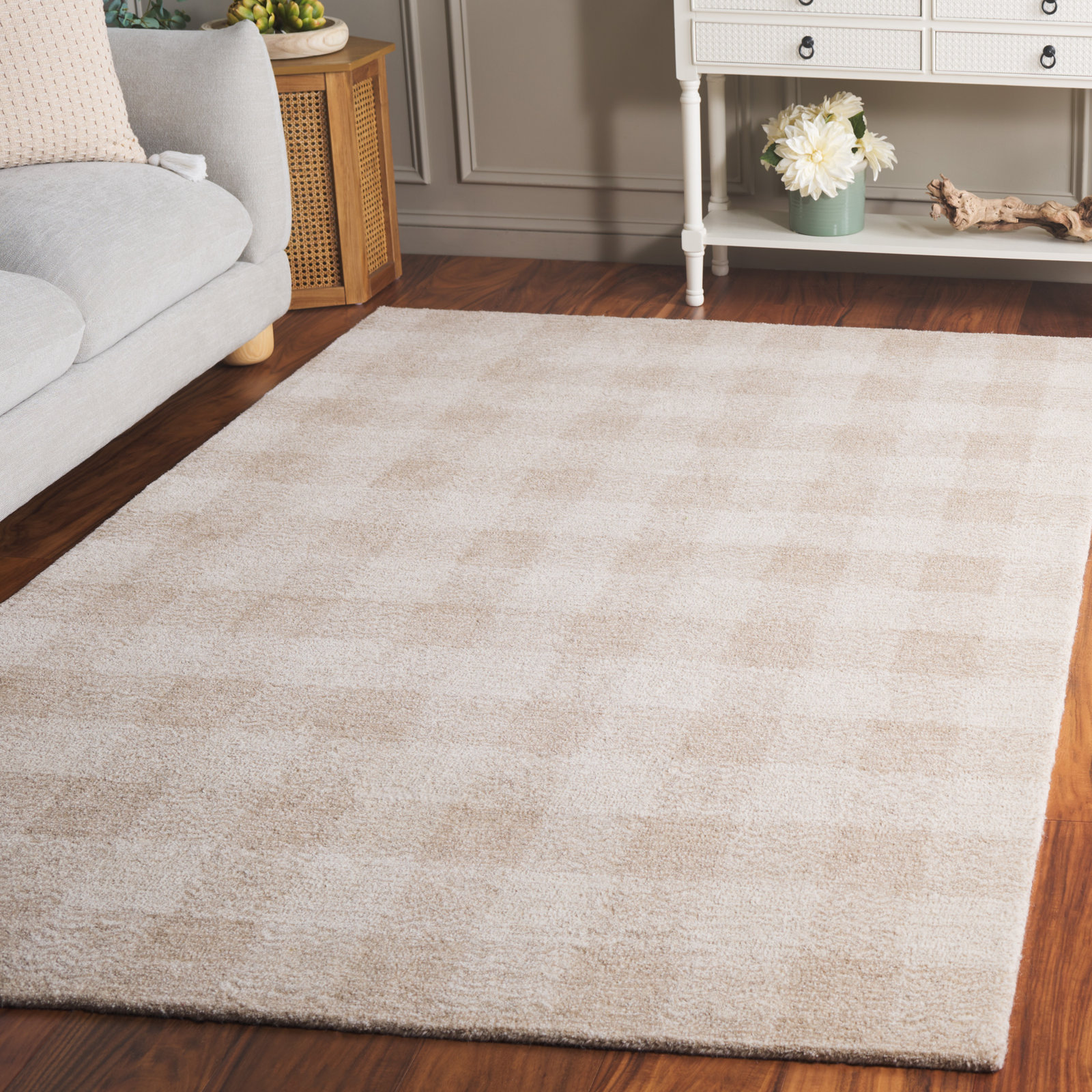 Hand-Tufted Wool Checkered Rug, Rectangle 5' x 8'