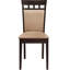 De 2 chaises rembourrées beiges, aspect cappuccino sophistiqué pour la finition de la salle à manger, sièges élégants