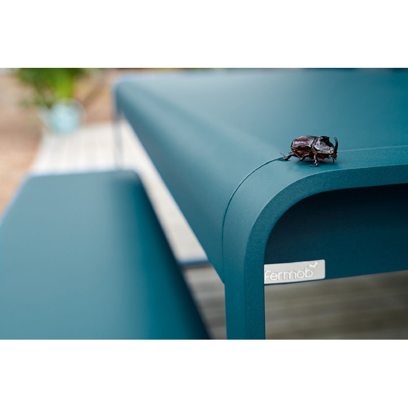 Table basse Bellevie, Bleu Acapulco, H 29 po x L 77 po x l 36 po