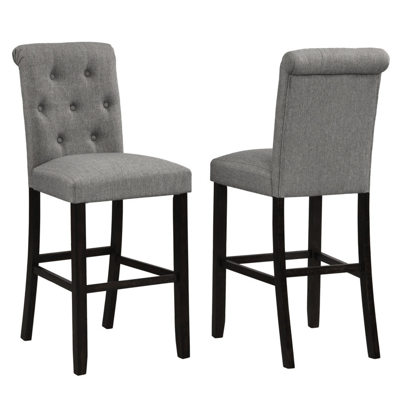 2 coussins gris moelleux, dossier élégamment courbé, pieds, finition, 23 po x 19 po x 45 po de l 23 po x P 19 po, largeur de siège de 19 po