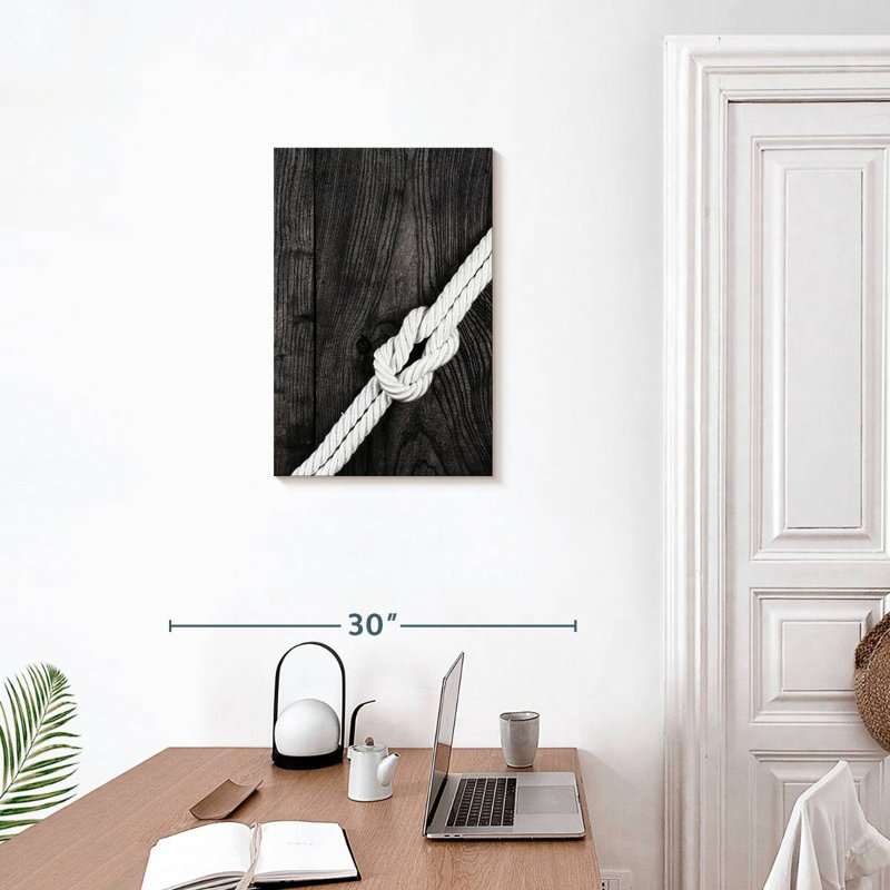 Nœud carré monochrome, H 24 po x l 16 po