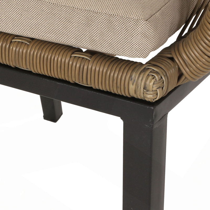 RUSSELL CHAIR