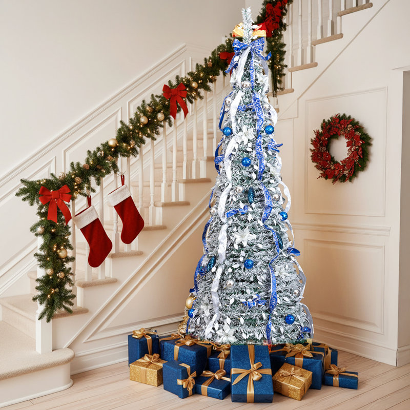 Arbre de Noël artificiel enneigé 7 pi, PVC vert, 200 DEL blanc chaud, télécommande, ornements bleus et argentés