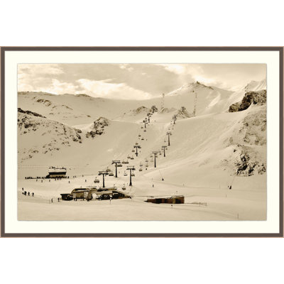 " Mountain Ski Lift "
