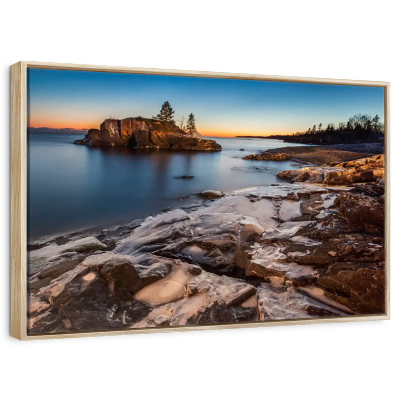 Lac Supérieur au crépuscule, Cadre flottant en bois naturel, 43 po x 29 po