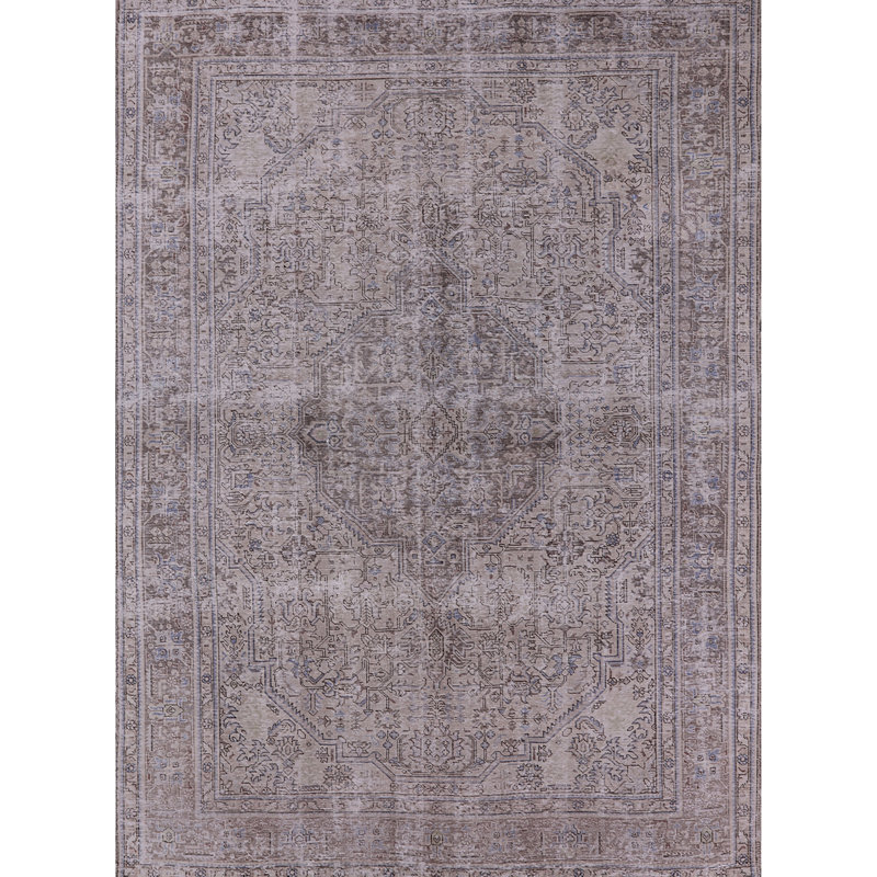 Tapis gris Rohando, Rond 8 pi