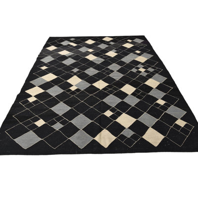 Tapis noir et blanc Kilim