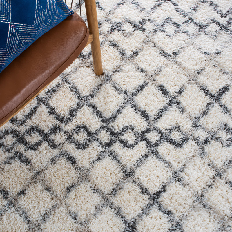 Adame Geometric Ivory/Gray Area Rug, Rectangle 3' x 5'