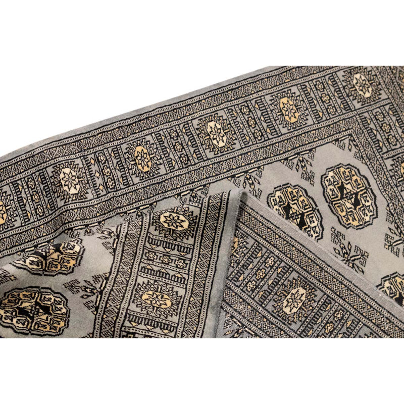 Hand Woven Wool Oriental Area Rug