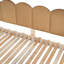 Lit allongé en bois-215557572