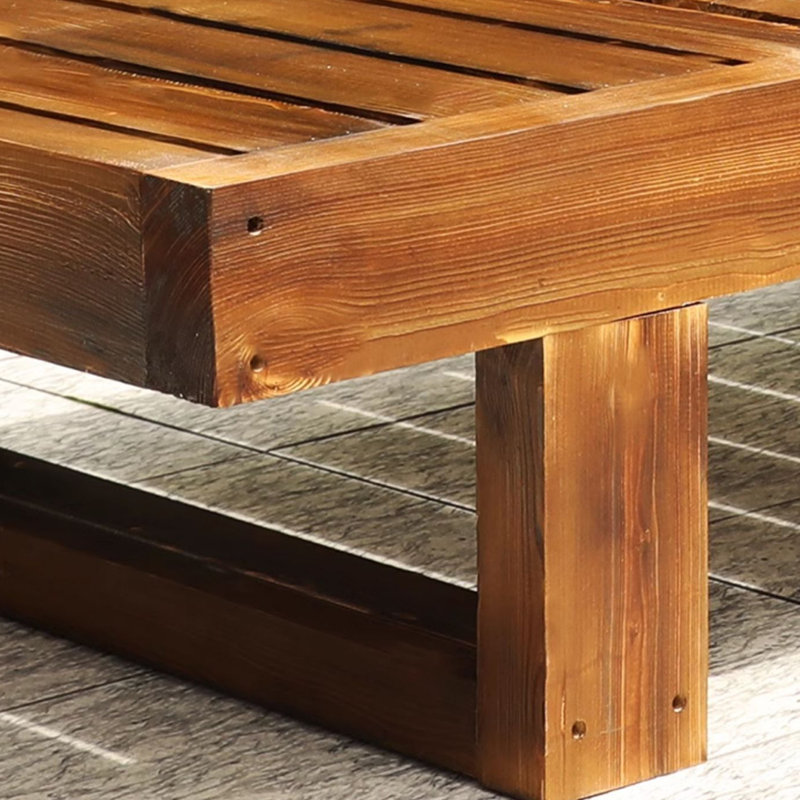 Chaise longue d'extérieur en bois massif