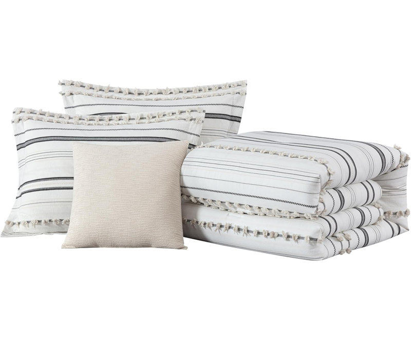 Maru Clip Jacquard Pom Pom Comforter Set, King Comforter+2 King Shams+1 Throw Pillow