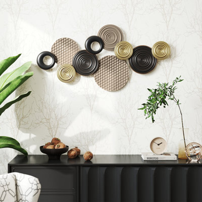 Wall Decor on Metal